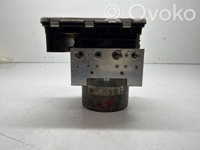 4abf5c7fc34428f62ec088bf1ef1bf8a-volkswagen_golf_vii_abs_pump