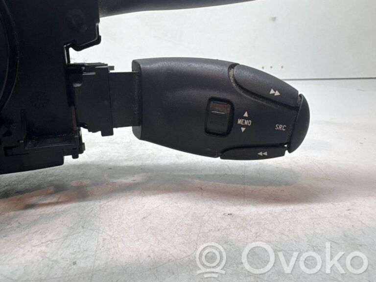 4b40ed50f633db35fec704f8d94653ea-1bf8cdad9933cfa2387eebb52f6fccf3_wiper_turn_signal_indicator_stalk_switch