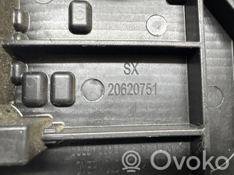 4b6def5db86bfa51e6ae8853193412a6-989d00d030c13ce792f905f3aa19be0b_rear_tail_lights