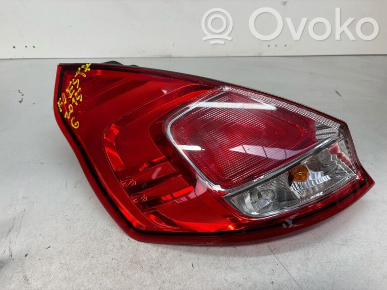 4badf4b4f0710dbfe41be6d12aa85bfc-0151839a06bb1279ad8ddb25ec933d7c_rear_tail_lights