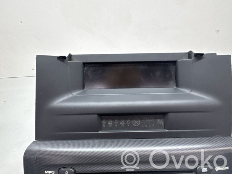 4cb2bb71fbeece9a88de3782bd68438f-10db8b3e26b99aeb4af84ffd9ea95976_screen_display_small_screen