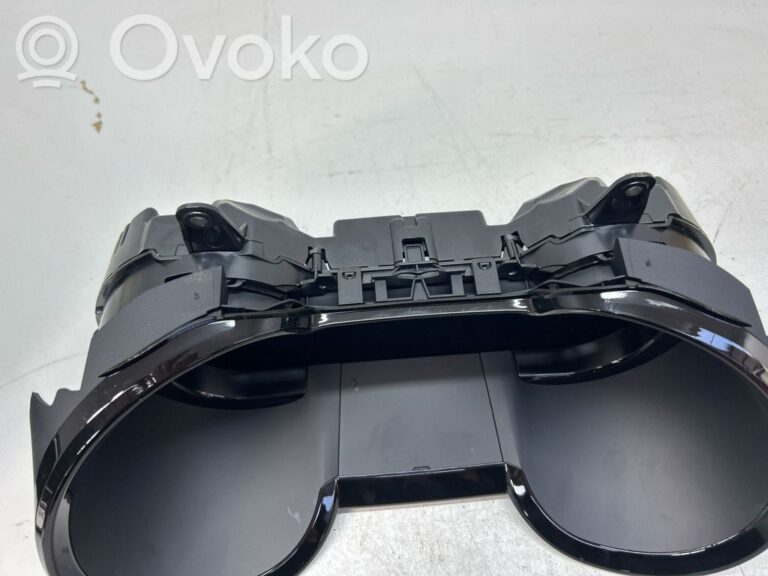 4ce9d95ccc5501b861feb38ae76a60e1-57f1252c6a37e23d0503e65239352ee3_speedometer__instrument_cluster_