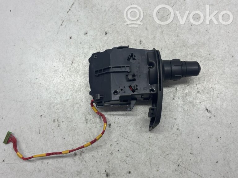 4d4c6feef23873e018afadf07228fd07-8296a557d53ea29a5292e7628f7a5918_light_switch