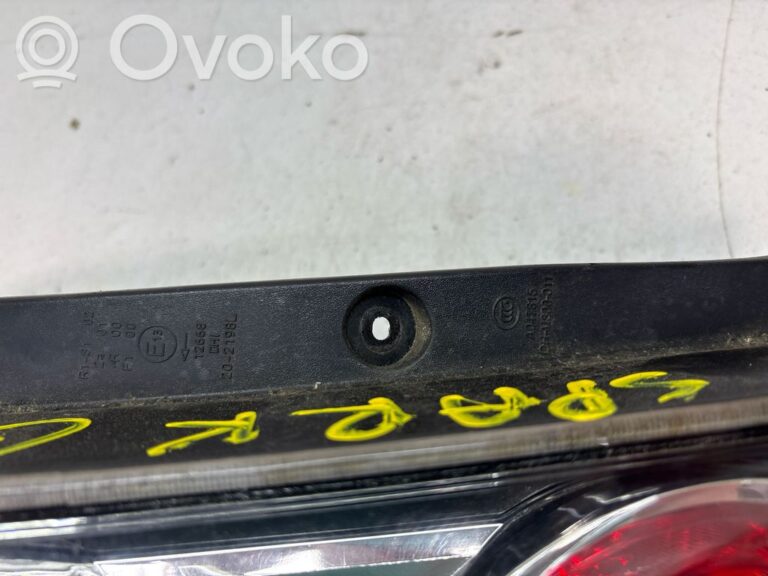 4d9b9eaa6d8c2996347985960697811e-891165c4777fa9948392280df95501f2_rear_tail_lights