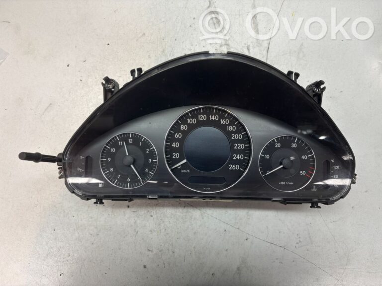 4db5ab5ea482a196a4439578ee87a78c-b2965ac0afae6476e5eae358a6d0841f_speedometer__instrument_cluster_