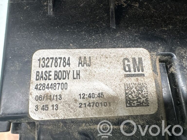 5195c4600b1b5c1cd46debd8c98a6b93-d1a40b682d9b8fe022afee5628e6189e_rear_tail_lights