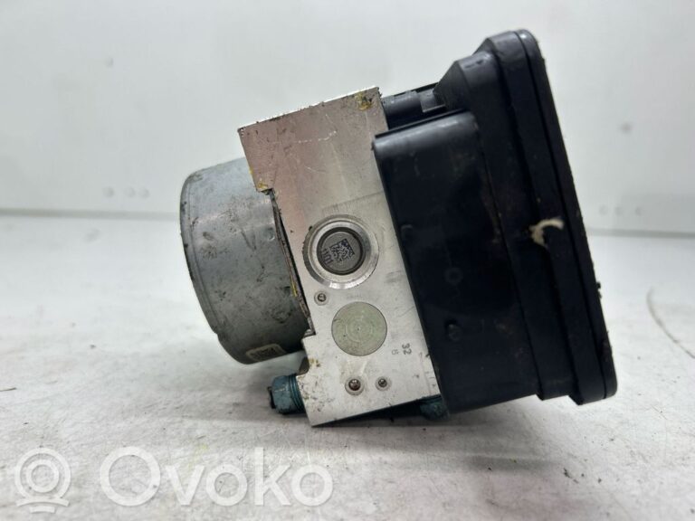 521e56d93ae939555b4a8c2fb53db5f5-53636c428115c1f2139b6c5011577bc3_engine_control_unit_module
