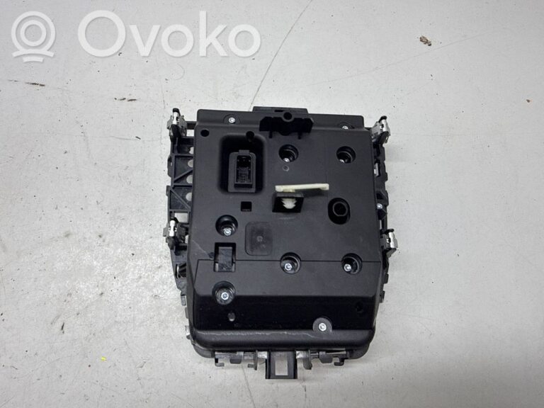 54474c76b06bcfbe941384679606b3bf-603061b1fadb9f11c8509711164615f8_gear_selector
