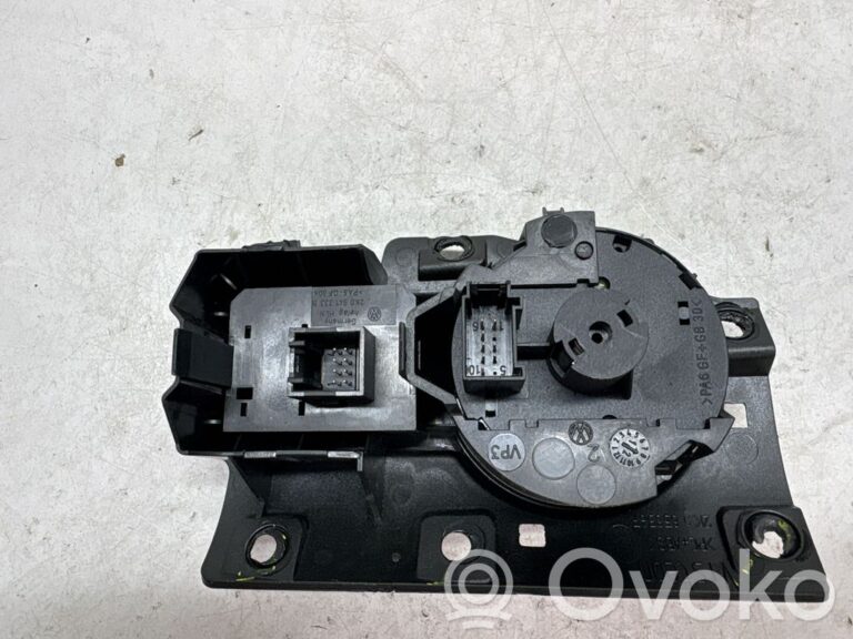 571bb458618c880e9ce5c3f5bd71f8b2-22f253f29ecd2f3213429416052f4a94_headlight_level_height_control_switch