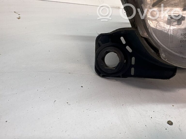 573694b3e24a5a4bb4c6e69d6d6e081b-e274d31432422f335927d94b34f796f6_headlight_headlamp