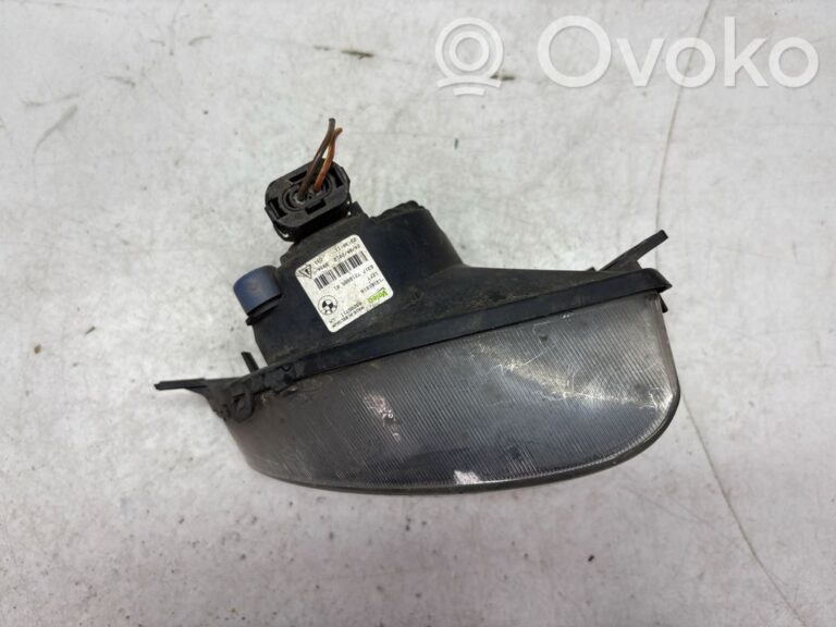 57b931dade0b92132c05794715c33400-546f59c4ac780a28730f2592cd8b488b_front_fog_light