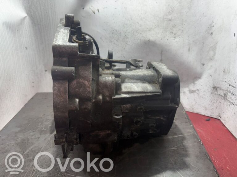 5833037337dc109209c7d3c39bfaee43-cfbb450b68c44db447bd24112c543a43_manual_5_speed_gearbox