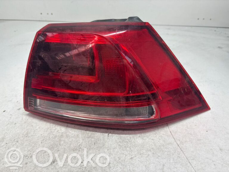 585c415aa8518e7c59b70964af3353dd-dbcccdd37bdf94bd6de6b4db4360cdca_rear_tail_lights