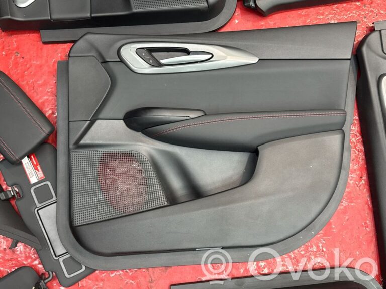 58dc9229f03d10b6fe3f883585a38b7a-d080f4ffe8b47af0adc699a798c609fb_interior_set