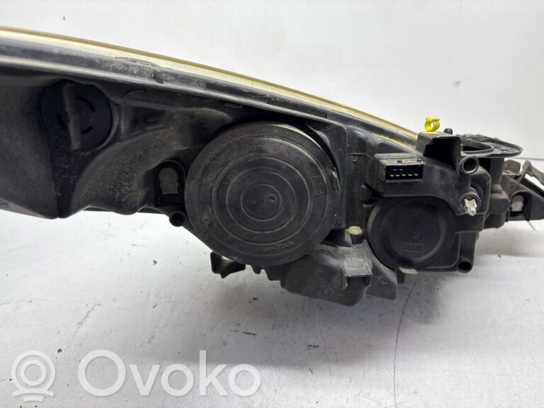 59a653ae7563628c02bbea7166e6dbd7-69c2f3167fff28e34c9f2f6b52d0fee7_headlight_headlamp