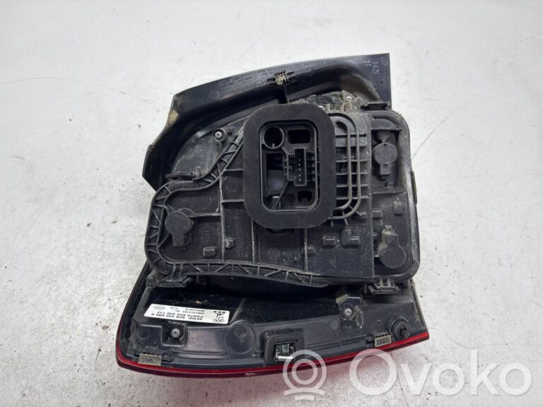 5a140965850502557e6b4f07205fd858-f9c8de335186136188211c843ccb5de6_rear_tail_lights