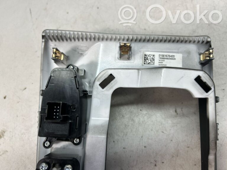 5a9729d541809aea1c75e4fbe4af549a-4546d7417ffb298bac567537c6ee4804_gear_shifter_surround_trim_plastic