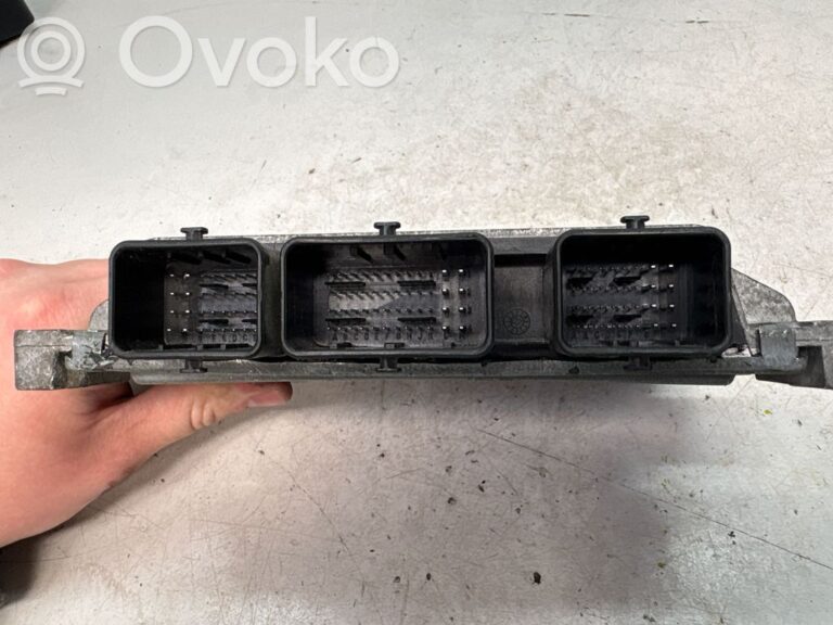 5aa25c623afb981e7fc3e8ee8d4e9420-1dcaba084af41d3c1aa01252066a4889_engine_control_unit_module
