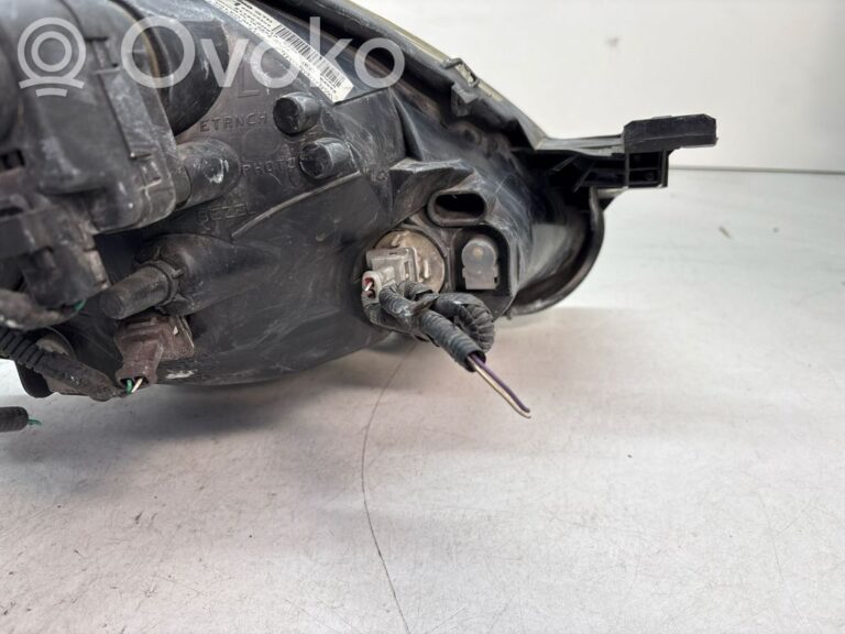 5ad514ff18306321bc87004a43894401-dae06b10e68dad11e58ad46dbaaa67cb_headlight_headlamp