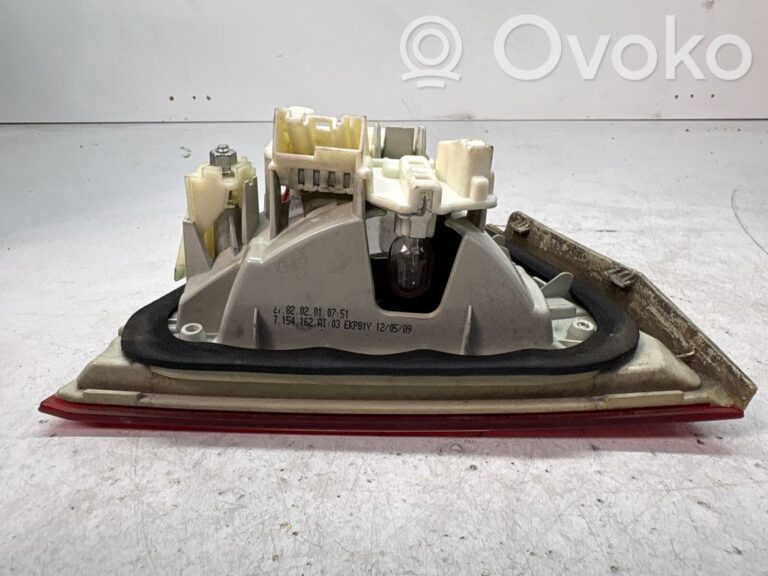 5b6ddf5d882e298e872ff7e835d2483e-cceb13e8b854cc646517f9cec252d946_tailgate_rear_tail_lights
