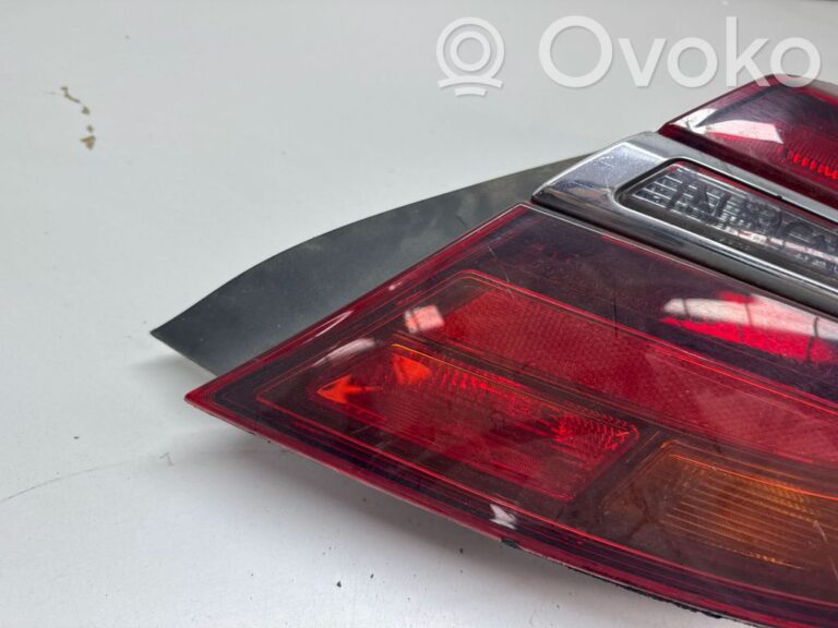 5d370eaed75f64f29bd74ce7f7c011c9-503faa278a6584104ea468c0338a9354_rear_tail_lights