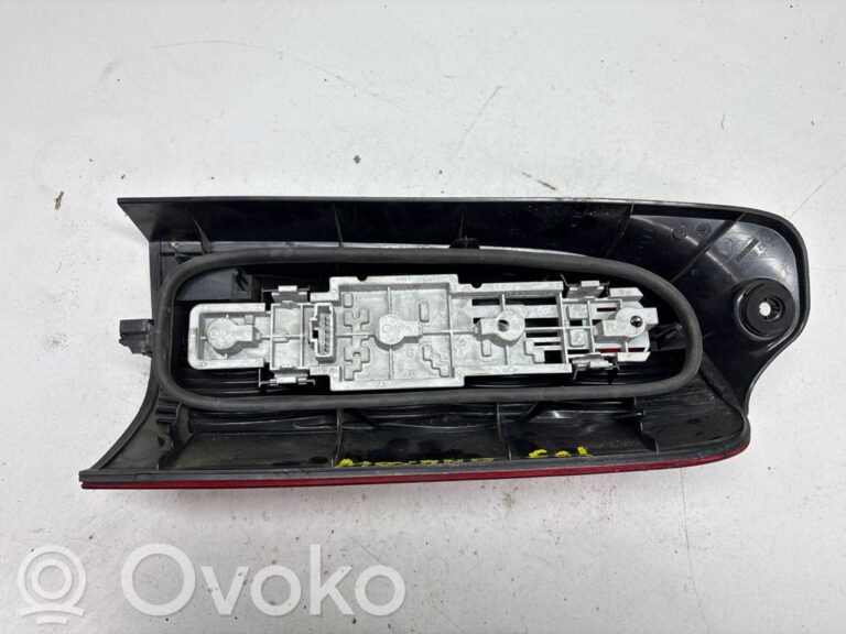 5d749345d48ca035e411a99762c25171-685bc4a8b8025ec51fede5337ce57129_rear_tail_lights