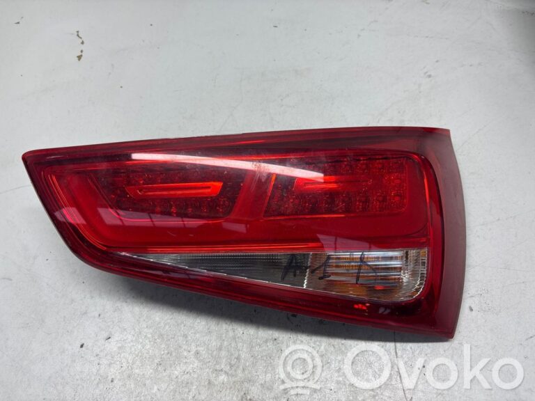 5db2dc08c6b3b21275c14b76f410e560-f4d68e828682366f252207085668c7bd_rear_tail_lights