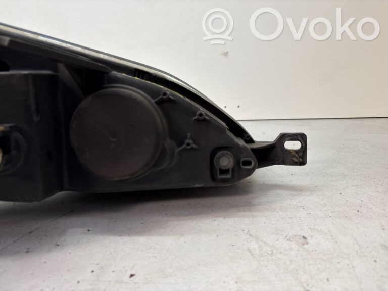 5f1805efaa4e62ca3e1806a6c33e8800-39dcd78bd1bacfa7640e9d5c4d98cef9_headlight_headlamp
