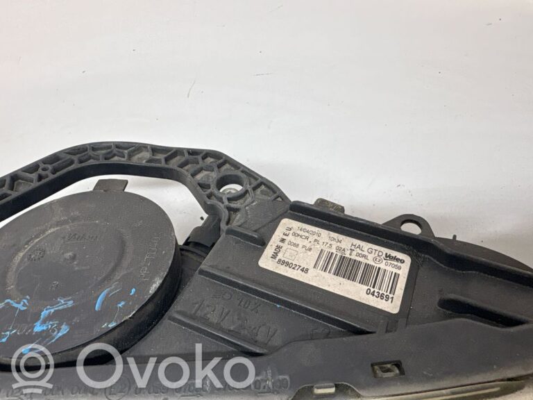 5f7b7292169d877a2598792d3fdc9503-ee2f371cb825e62bf3d34c3ebdeda47e_headlight_headlamp
