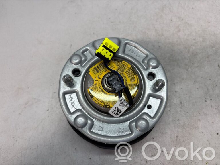 60bfdacd3cdd659f2f6e918e41500564-0b636e3915372c6055df518f7ce4fd00_steering_wheel_airbag