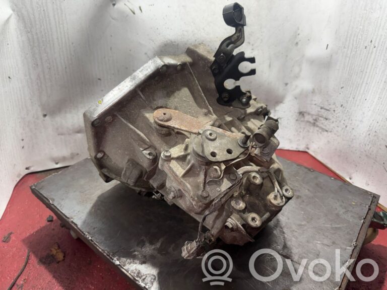 61a6b8bc9d571722deecf2384290039b-cf93f10ea01e735e2441e0750d331905_manual_5_speed_gearbox