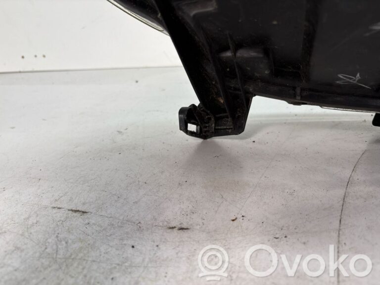634355ee5f574ddcd4e86f2564118402-b021e6289e28f075dfb713a25db2f771_headlight_headlamp