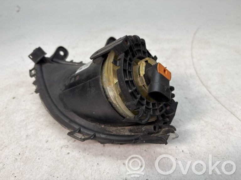 640776e46426f216a029152d68ad4a78-e980cec8eae0cbccb9d9e0890927fa8a_front_fog_light