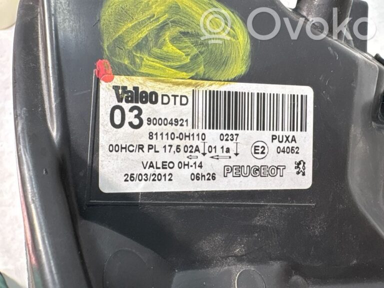 64476ce33d58d4b9804b2b132e7f754c-11b6c4a41feb60861d8a7673303a4bb5_headlight_headlamp