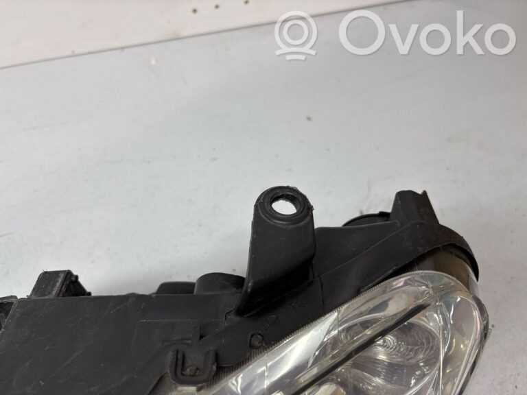 66124fcfd6f00e090144b63f228df415-ddfb5563411dfb9c2be57d34cfb573b0_headlight_headlamp