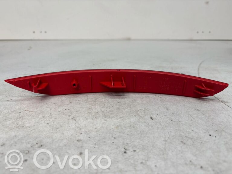 66983d7bf4950762b2594dd8ebee310e-79af7aaa31c9049fc0d098d8d9d8583a_rear_tail_light_reflector