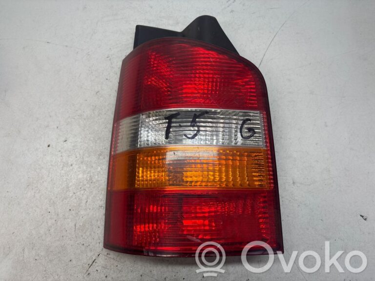6795924220db6b3491be0f2d7f4d0cc8-b8b06232295528c9f1e7e6e06e687521_rear_tail_lights