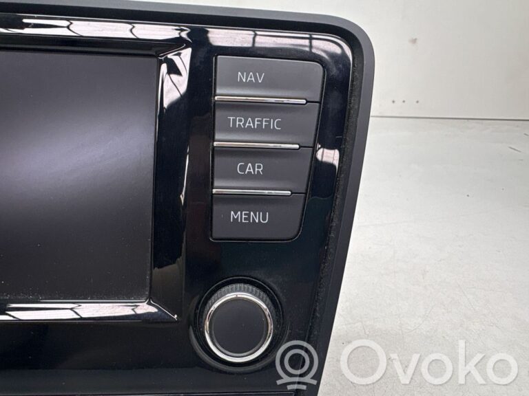 67992e9ba32c771d23725dc39824a19d-5a973621b82844a7c5a5252f158cce43_radio_cd_dvd_gps_head_unit