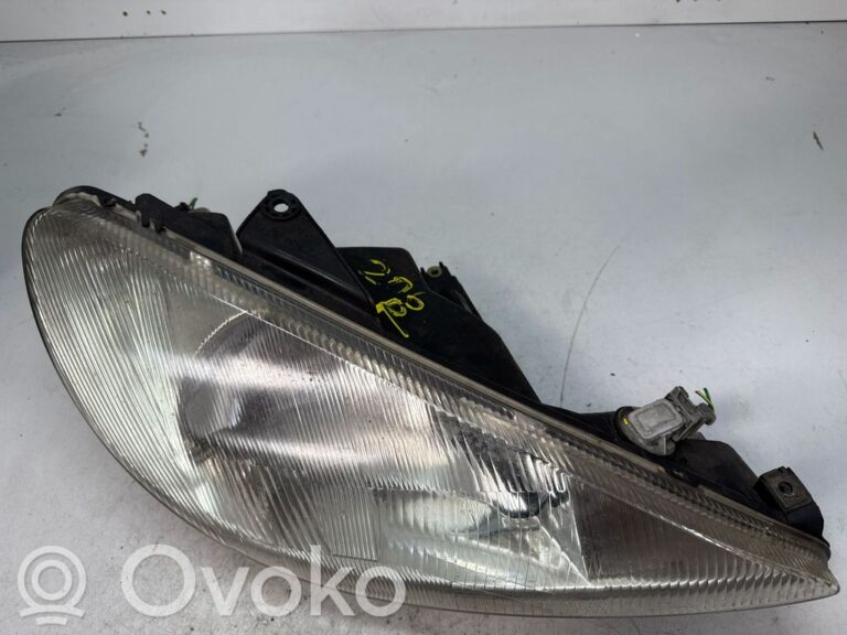 69e1452976fb323d1fcb186b652e79bf-4470a7390fd9f03969afe15d20bb45fb_headlight_headlamp