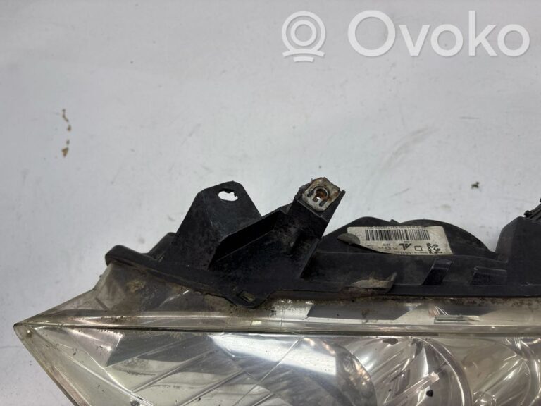 6c1e5acc078e6b601d00ca37144a3261-2b8c215869d6898bf2328563f9928fba_headlight_headlamp