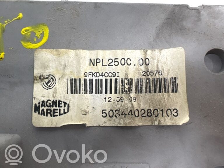 6c2be98bfadef1689e87576784b6b639-4e39e66d016f6fbf82df6c67f1114c6f_fuse_box_set