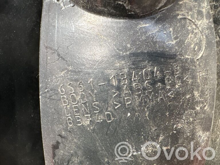 6c53cec07c2e932ad6539932a0edd12f-27b68b7c3859f94bd9e801f8281fd43b_rear_tail_lights
