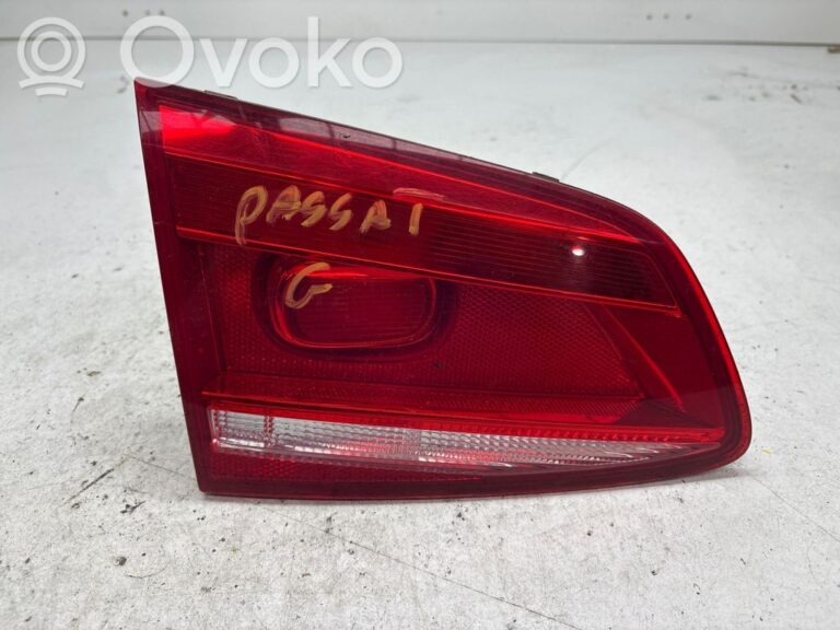 6d471be11470cbb6a6faa34347bf8359-7a31ef59a3c80647b40f95d9b473a87f_tailgate_rear_tail_lights