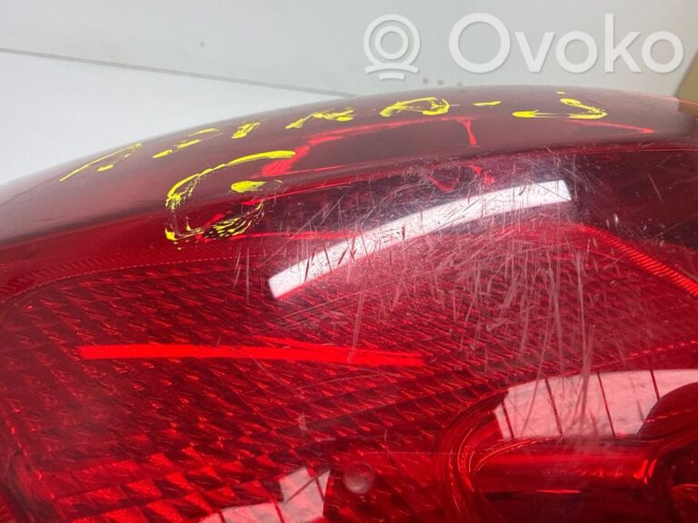 6d550609c24d0941c160e9c7ea8ffc02-2e70fbb0f5111ac66d2e28080741d8a0_rear_tail_lights