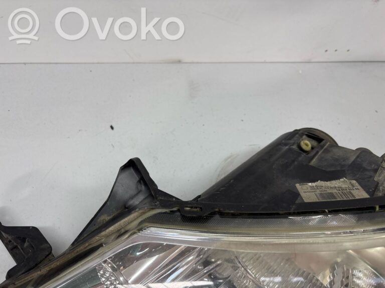 6e11148ee4e47bed7fa58b7e2e73b00d-ea8afbdd00b6758c98f3b56c43a106b2_headlight_headlamp