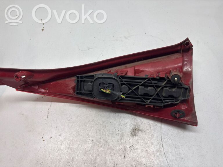 6eb4f2b55d7aa10c1ad12b120eafccd3-59c66314b375398f8ac25fa2eeb0d995_rear_tail_lights