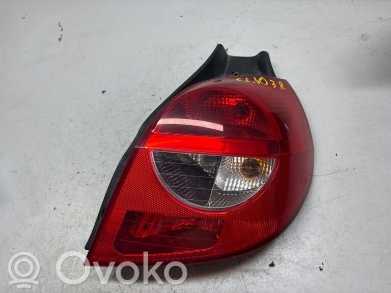 6f350f809e11cb0228de2137044bbca5-e6702fe5e2b0cd7c06b38df645a3eb19_rear_tail_lights
