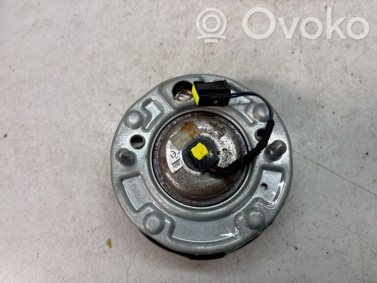 6f7cd2d1b851bda5fb8ac7a0377d2833-dc49c34d63f43d4c999cae59a82f4f89_steering_wheel_airbag