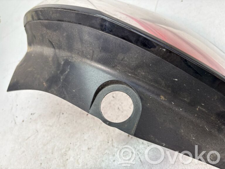 710f895b7927006b6db841f9413fcfca-b1f968104eaf1030096eb32a9fea9b90_rear_tail_lights