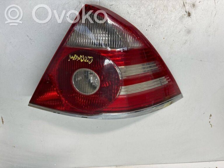 713330a669d15e2b4cc899d32b151857-ford_mondeo_mk_iii_rear_tail_lights